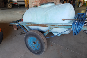 Cisterna + rimorchio+ pompa