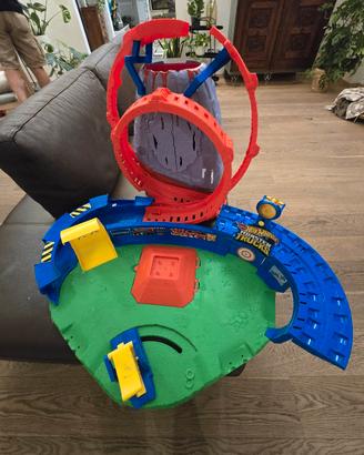 pista monster truck hotweels dinosauro 