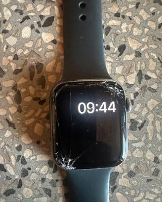 Apple Watch SE  44mm vetro rovinato