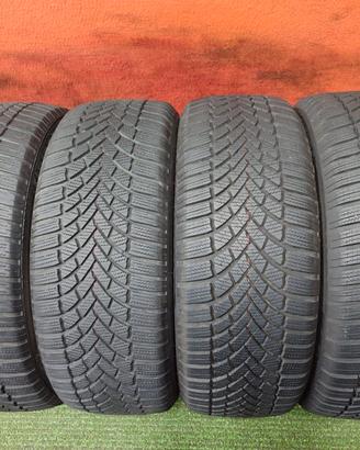 215 55 17 Gomme Invernali Bridgestone 215 55 R17
