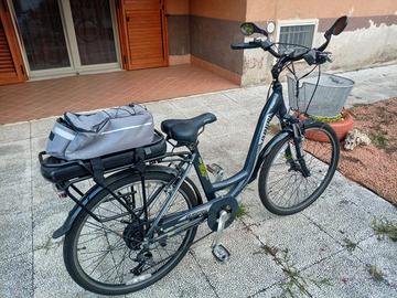 due biciclette elettriche 