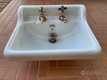Lavello bagno anni 30 con rubinetteria originale