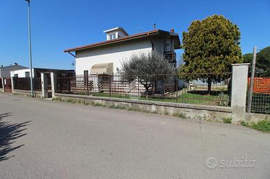 BIFAMILIARE A VERONA