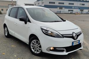 Renault Scenic Scénic XMod dCi 95 CV Start&Stop En