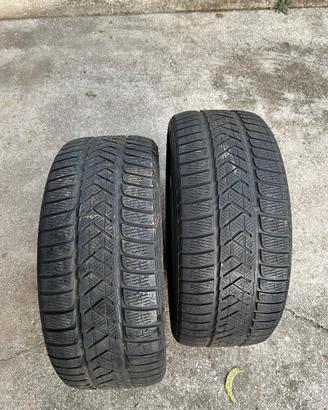Pirelli 235 35 19 invernali