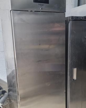 Frigo acciaio