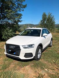 Audi Q3 2.0 TDI 120Cv