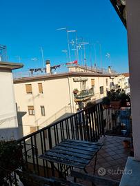 Appartamento ultimo piano living e 2 camere