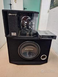 Impianto audio auto Pioneer + ampli Hifonics