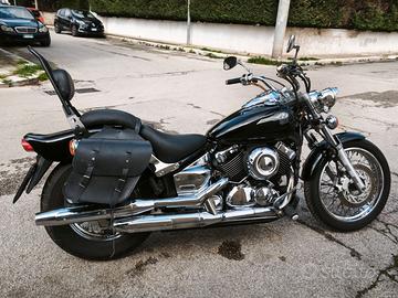 Yamaha Dragstar 650 Dark Night compreso passaggio