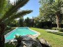 villa-di-260-m²-con-piu-di-5-locali-e-box-auto-dop