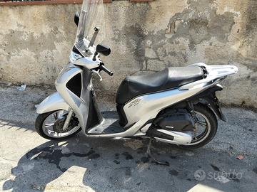 scooter SH 125