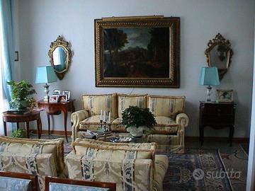 Coppiaspecchire del 700 e coppia lumi Dresda800