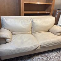divano in vera pelle Valdichienti