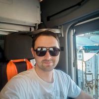 Autista di camion disponibile. BE/C/CE/CQC