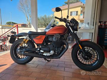 Moto Guzzi V9 BOBBER SPORT
