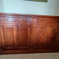 Mobile credenza d'arte di Bassano  noce nazionale