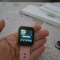 Smartwatch fitness tracker