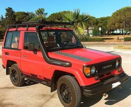 TOYOTA Land Cruiser LJ70- 1988 - 2LT