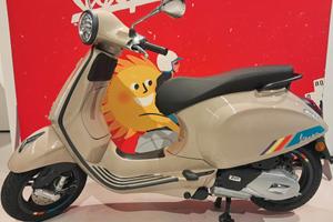 Vespa Primavera 50 S Bauletto + Supporto omaggio