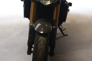 Yamaha FZ8