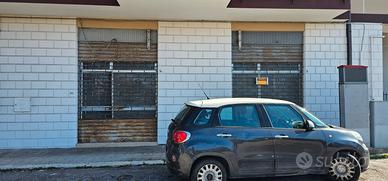 Locale commerciale 90mq - porto torres