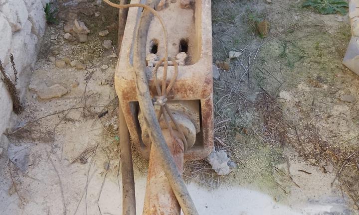 Martellone escavatore