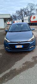 Hyundai i20 1.4 crdi 90 cv euro6 neopatentati 