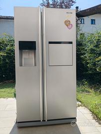 Frigorifero SAMSUNG side by side RSH1PTPE