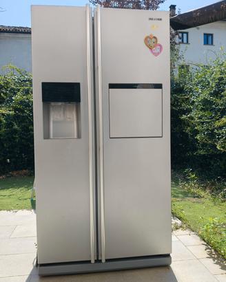 Frigorifero SAMSUNG side by side RSH1PTPE