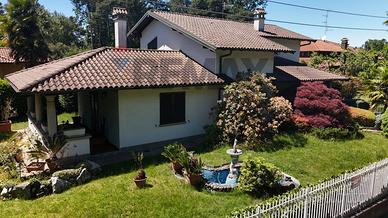 Villa singola - Carnago