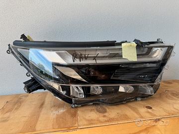 Toyota rav 4 2024 destro