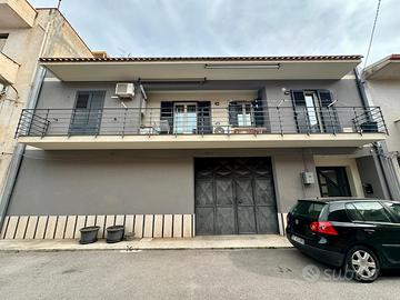 Magazzino a Partinico, Via Savona