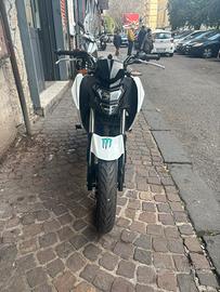 Sym NH Xcion 125
