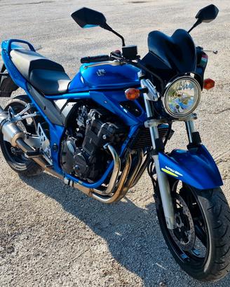 Suzuki Bandit 650 con 21000 km reali