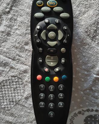 Telecomando Sky per decoder bianco