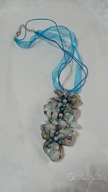 Collana donna fiori celeste azzurro