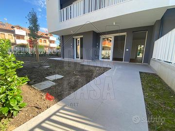 Madonna Pellegrina, splendido appartamento con gia