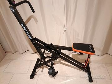 Attrezzo per esercizi gambe