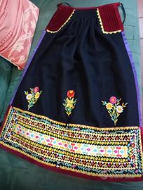 Grembiule,’franda’ costume donna di Nuoro