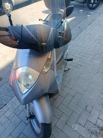 Honda Dylan 