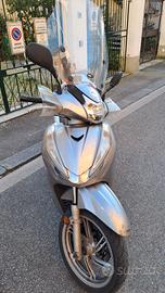 SH 300 2018  57mila km perfettamente funzionante 