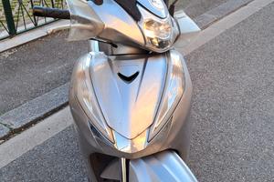 SH 300 2018  57mila km perfettamente funzionante 