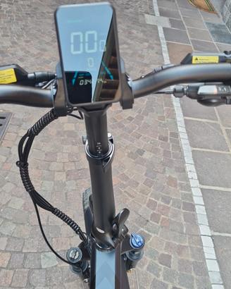 bici PEDALATA ASSISTITA 