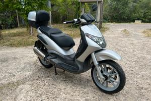 Piaggio Beverly 125