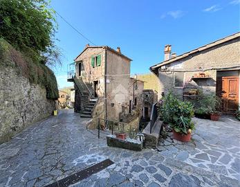 MONOLOCALE A LATERA