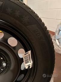 Gomma invernale Michelin Alpin 5 205/60 R16 Q2