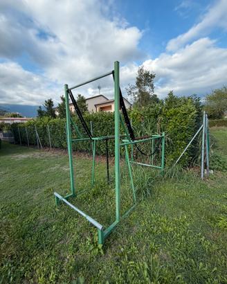 Rack calisthenics