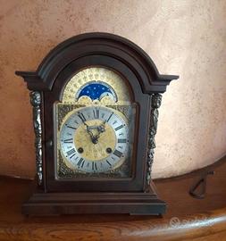 orologio da tavolo con fasi lunari