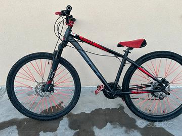 Bici wheelie